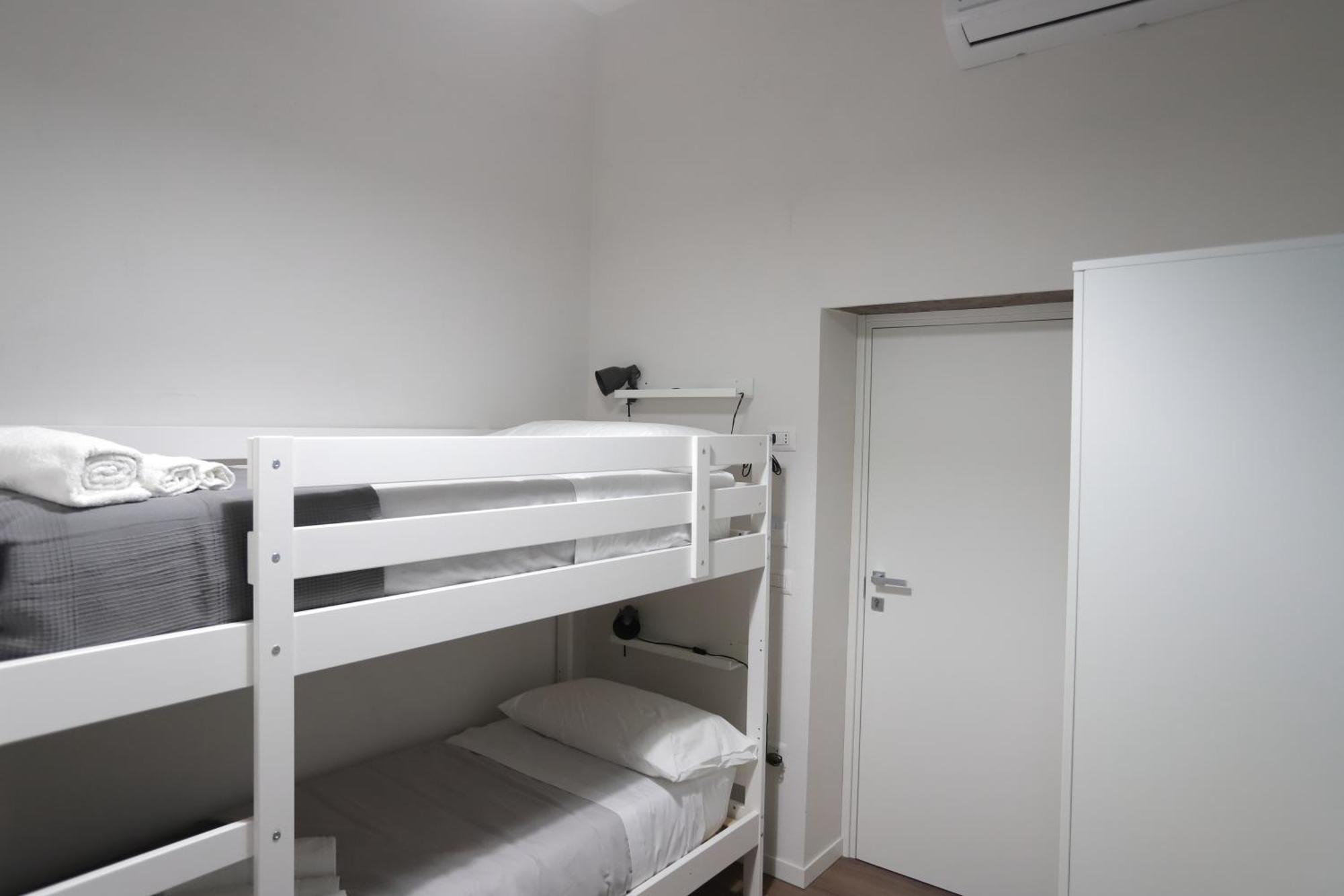 Tammurriata Nera Bedroom Napels Buitenkant foto