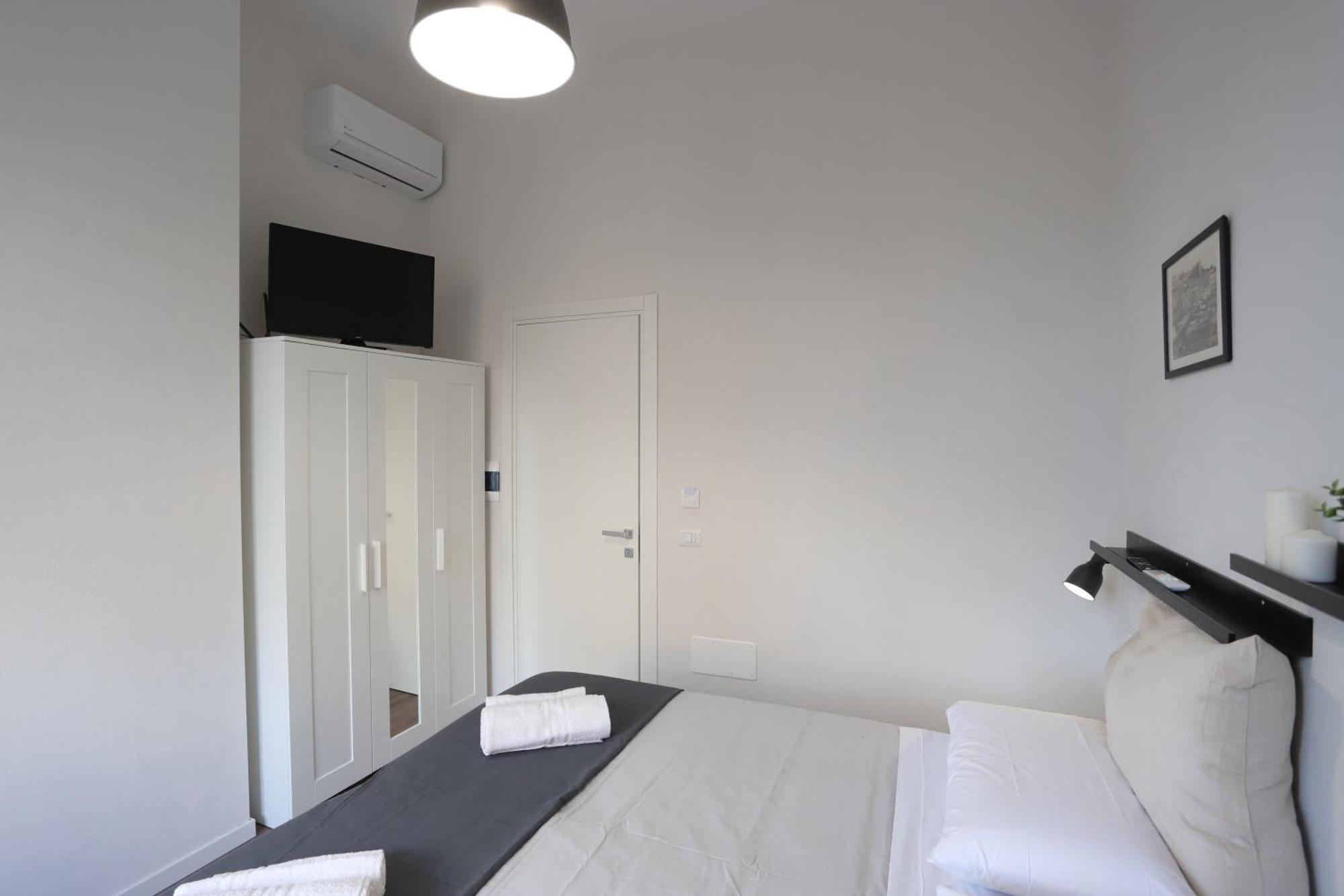 Tammurriata Nera Bedroom Napels Buitenkant foto