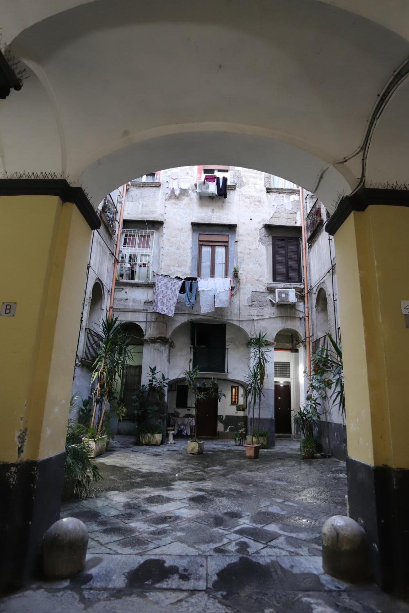 Tammurriata Nera Bedroom Napels Buitenkant foto